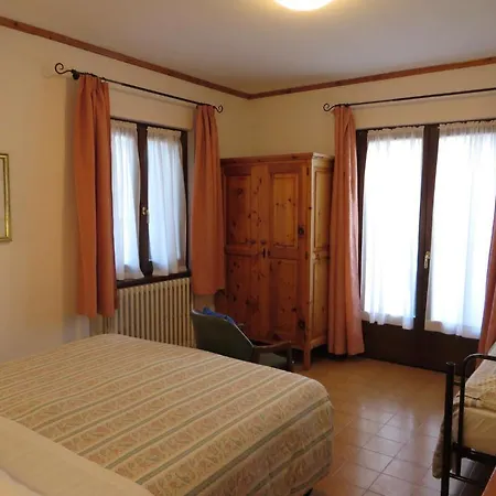 Piccolo Готель