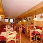 Piccolo Hotel